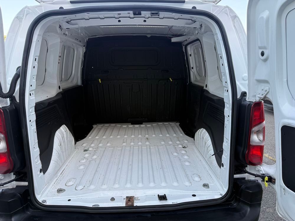 Partner PARTNER FOURGON STANDARD 1000 KG BLUEHDI 75 BVM5 PRO 2019 occasion 42210 Montrond-les-Bains