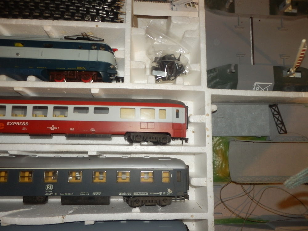 Boites de circuits de trains electriques Lima 1:45 Jeux / jouets