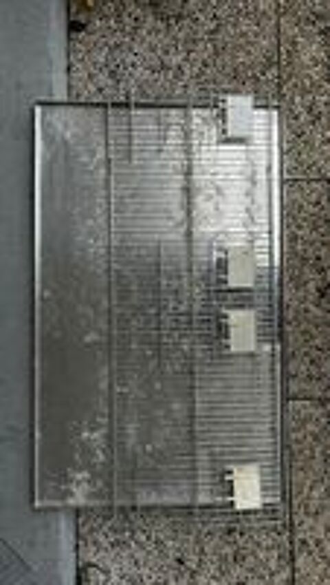   1 faade et 1 tiroir aluminium En bon tat
Faade 80x30 