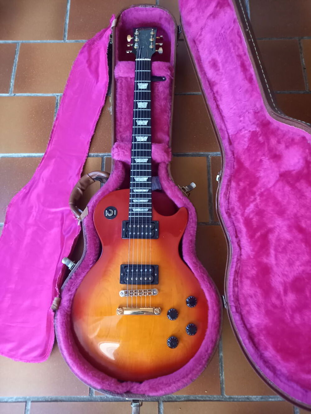 Gibson lespaul Instruments de musique