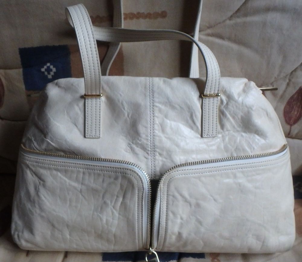 Fendi tr&egrave;s beau sac &agrave; main cuir Maroquinerie