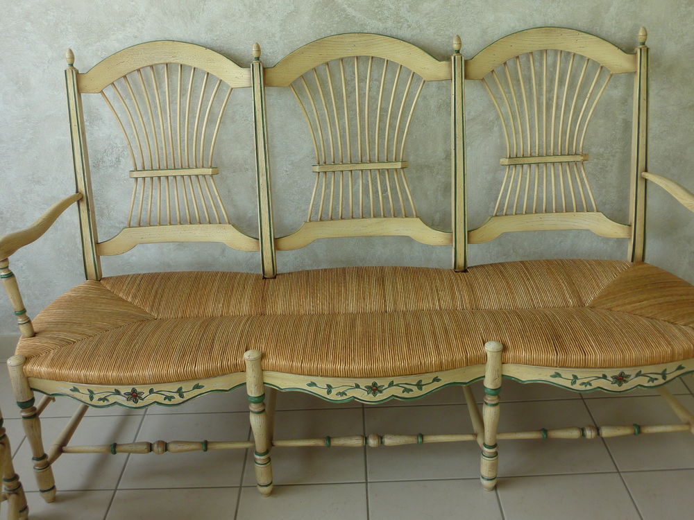 salon Radassi&eacute; 3 places , fauteuil , repose pieds Meubles