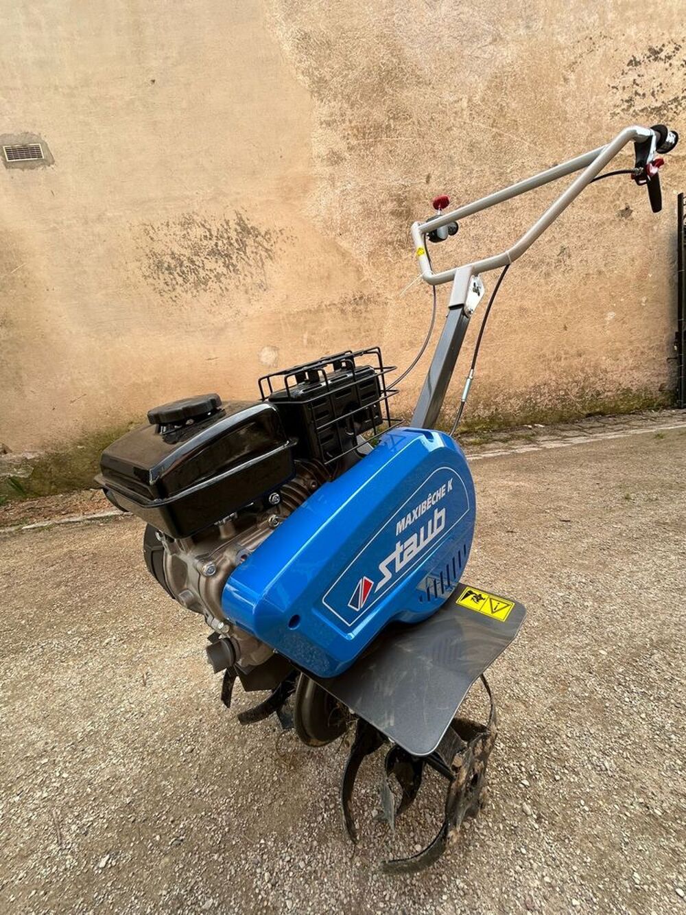 Motobineuse Jardin