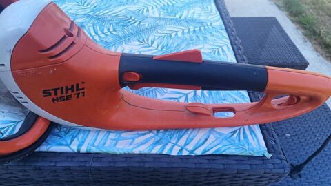 Taille haie SKILL lectrique 35 L'Herbergement (85)