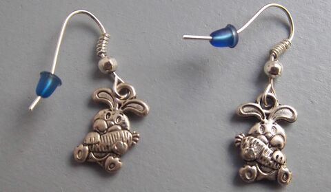 Boucles d'oreilles lapin en m�tal 2 Colombier-Fontaine (25)