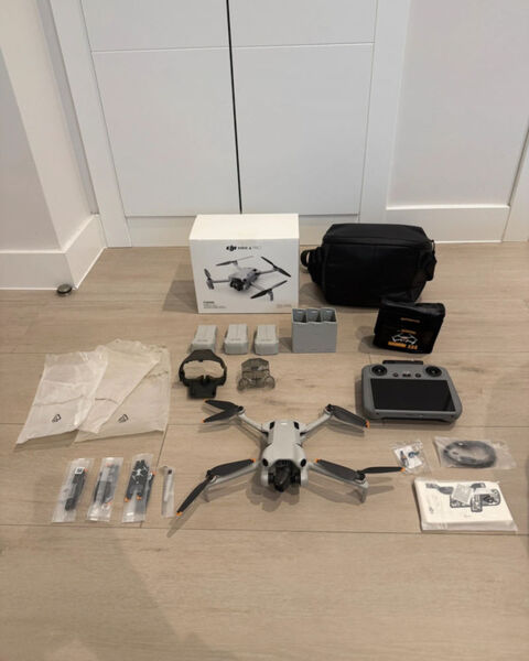 Drone DJI Mini 4 Pro fly more combo 400 Isola (06)