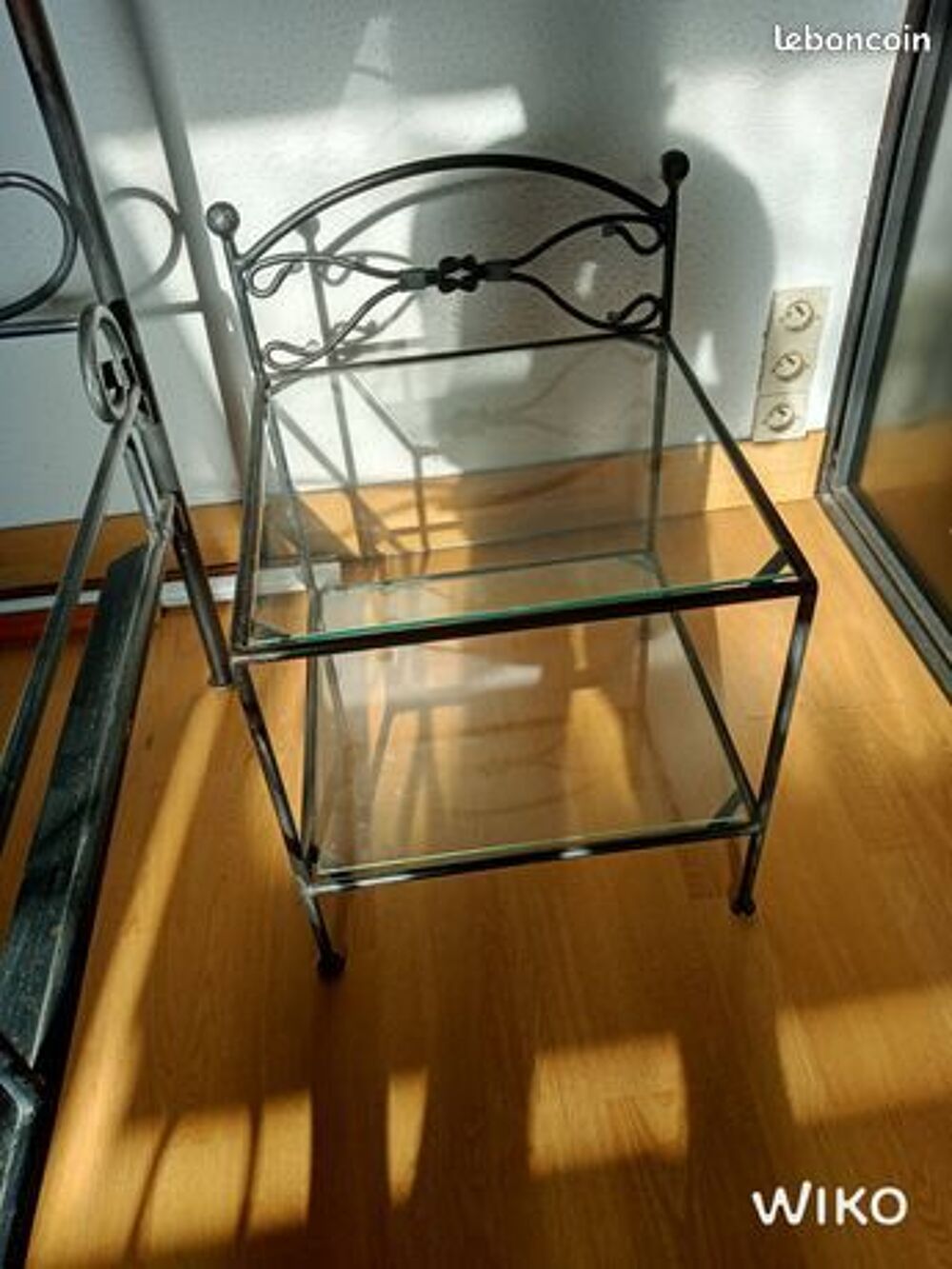 lit et table de chevet 140 x 220 Meubles