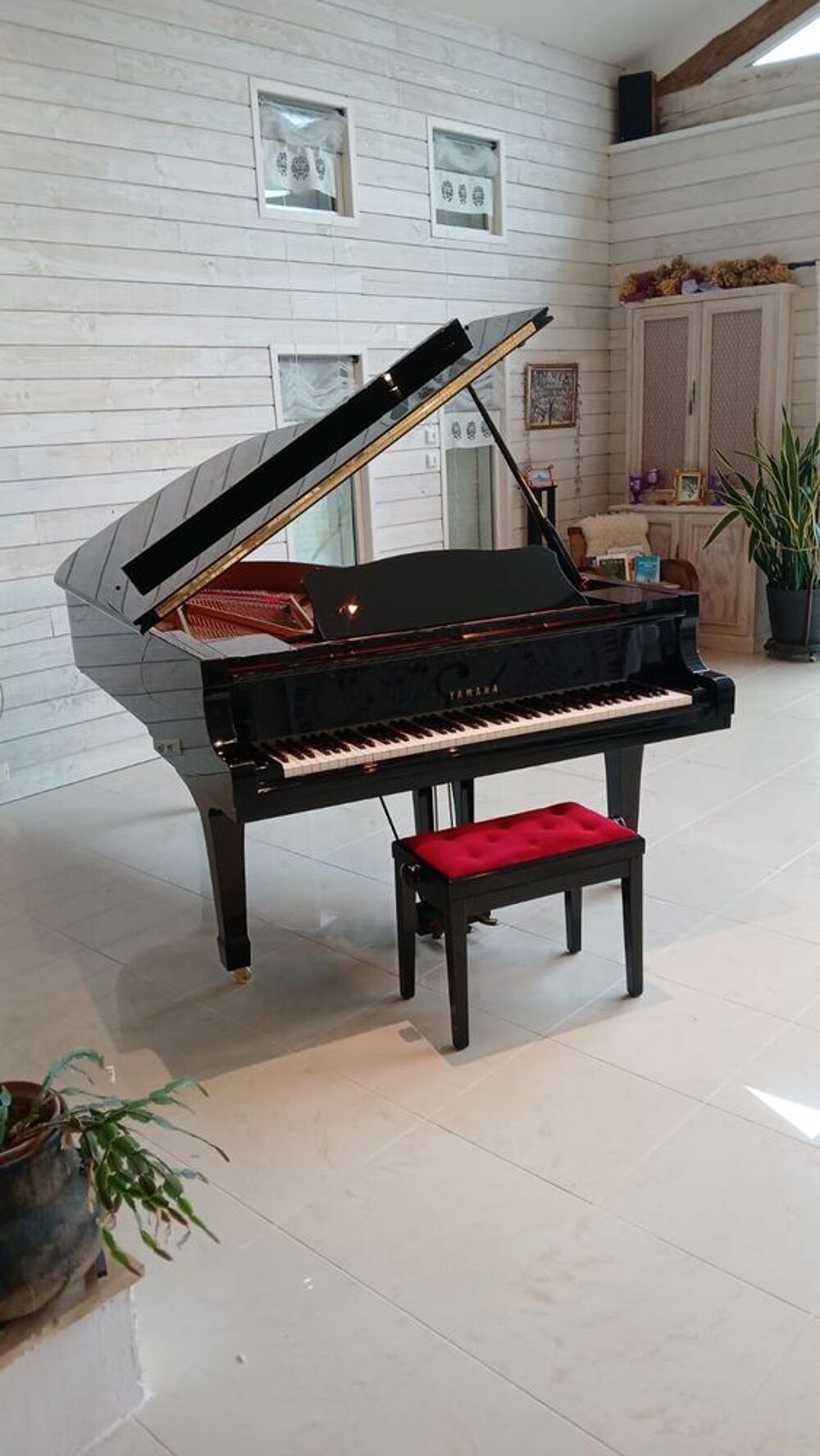 Piano Yamaha C6 Instruments de musique