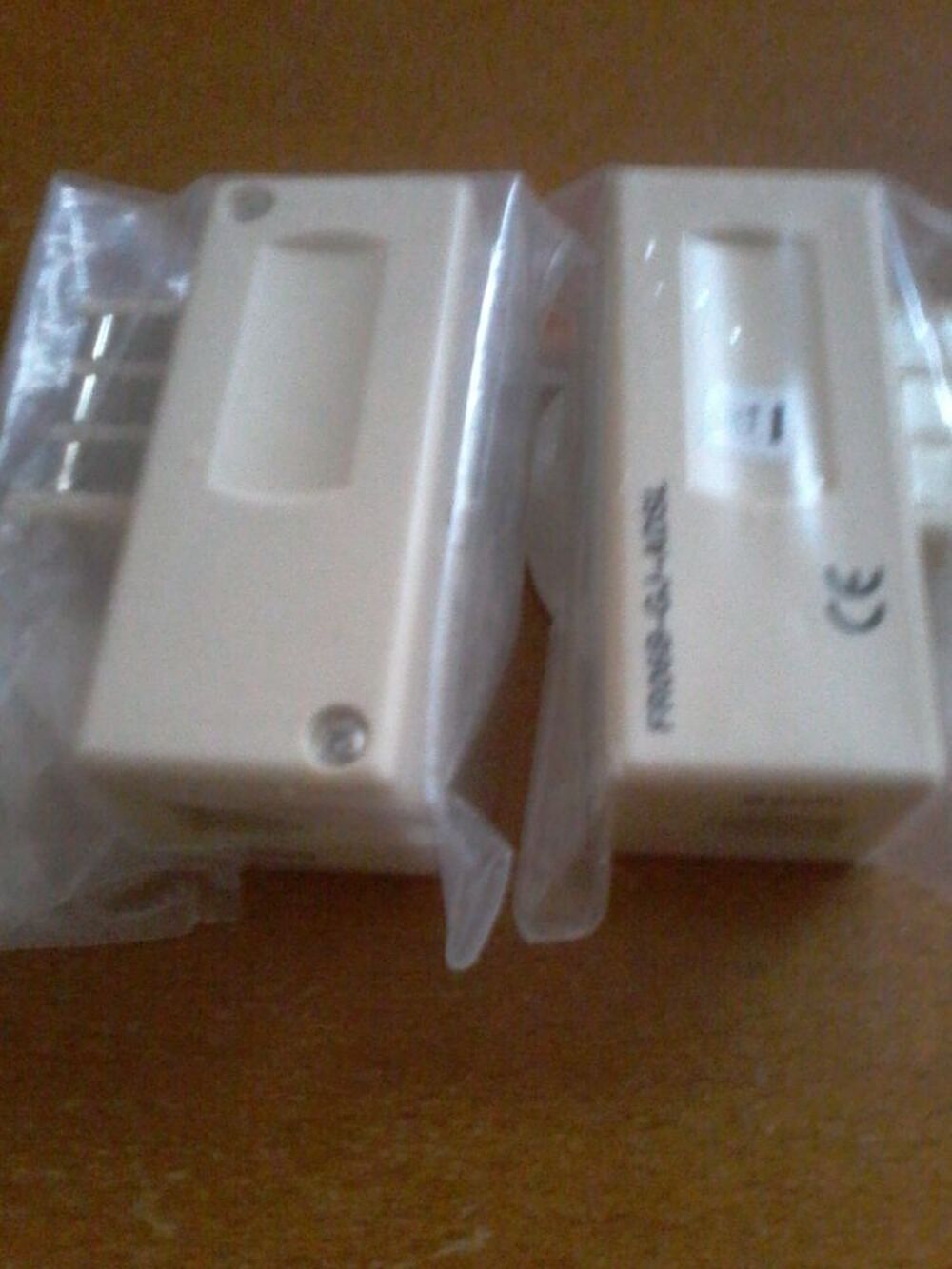 Lots 2 filtres et prise t&eacute;l&eacute;phone ADSL Téléphones et tablettes
