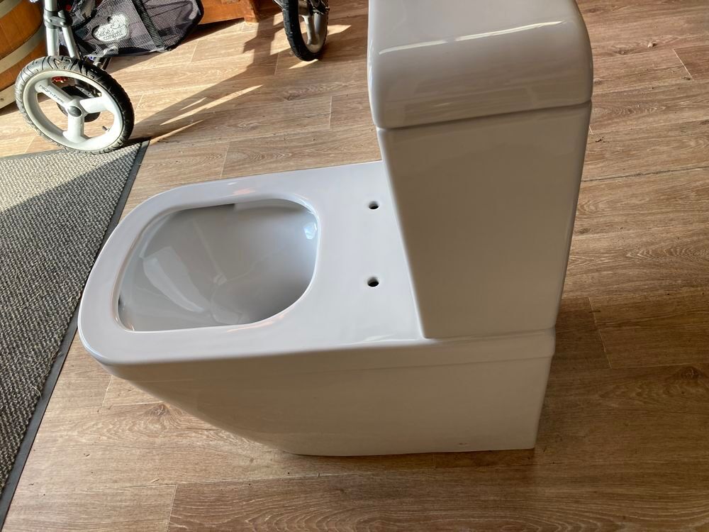 WC neuf &agrave; poser marque Grohe, avec abattant. Bricolage