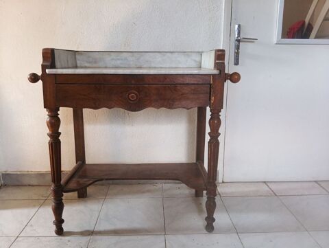 Coiffeuse ancienne Domazan (30)