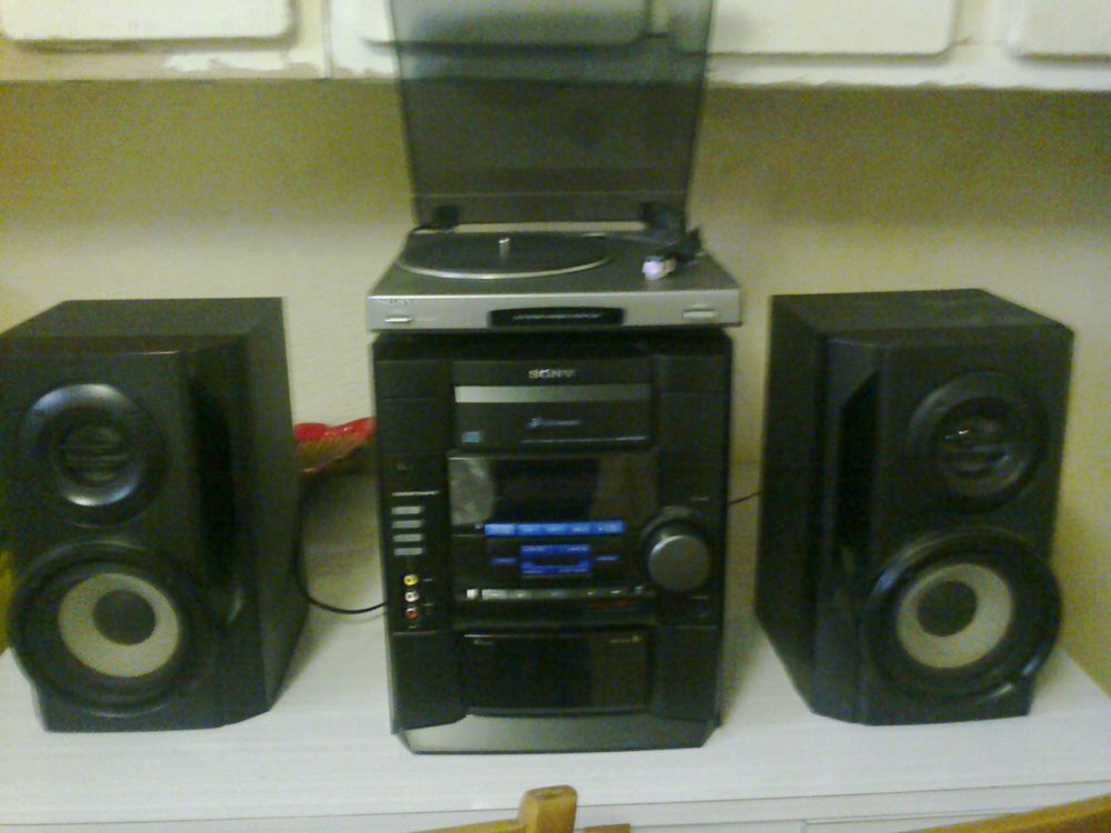 Cha&icirc;ne Hi-fi : double cassette ? lecteur CD ? tourne disque Audio et hifi