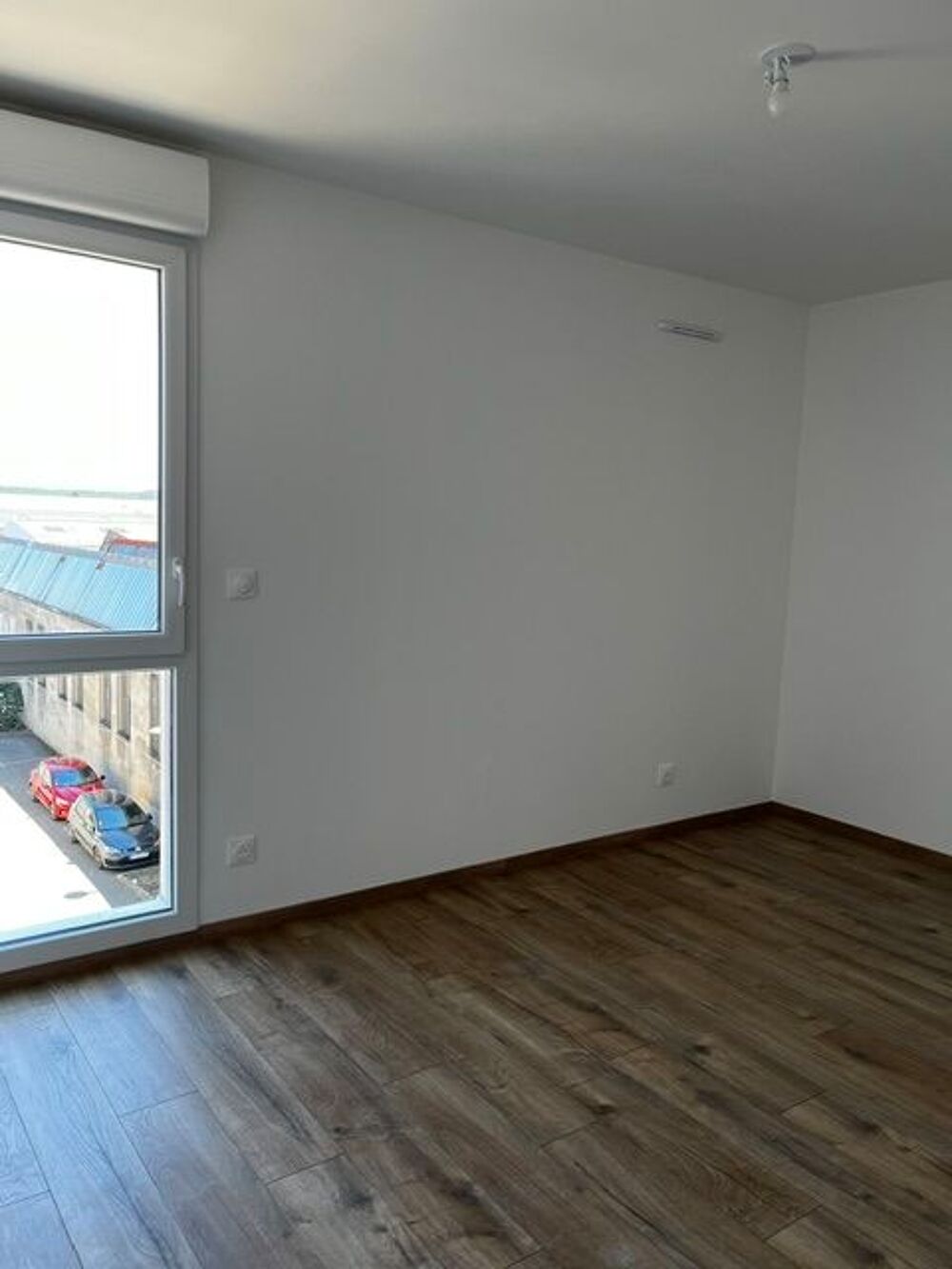Location Appartement T2/  parking neuf prox centre Bourg en Bresse dispo fin sept Bourg-en-bresse