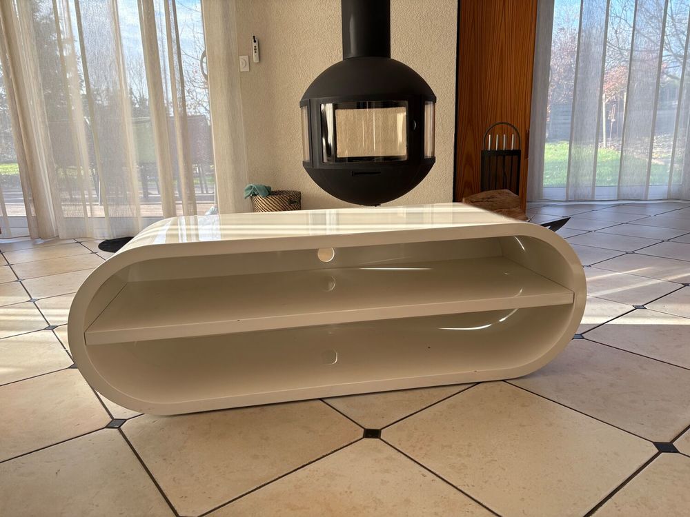 Meuble TV laqu&eacute; blanc Meubles