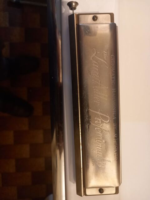 CHROMATIC HARMONICA BY M. HOHNER 220 Dourbies (30)