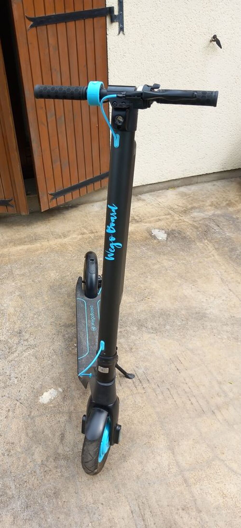 trottinette &eacute;lectrique pliable Wegoboard runway plus Sports