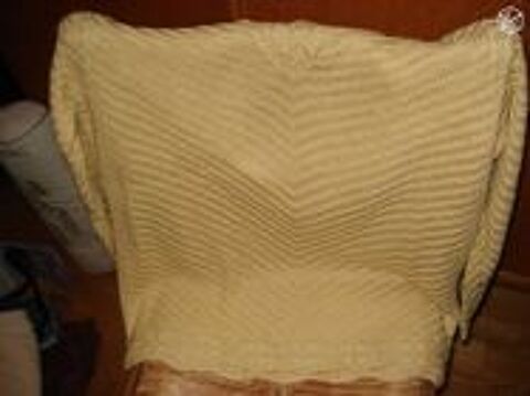 Pull jaune paille 0 M�rignies (59)