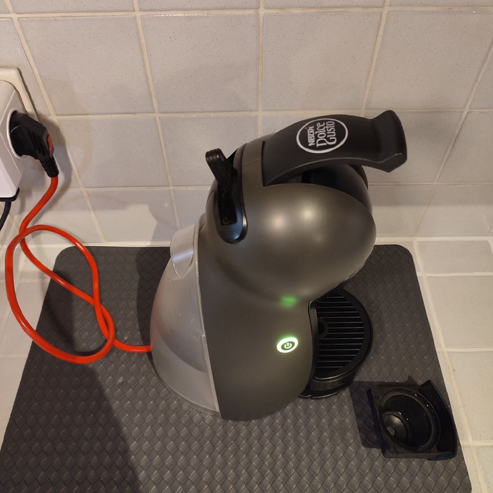Machine &agrave; caf&eacute; Dolce Gusto Krups Electrom�nager