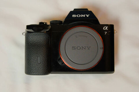 Appareil photo plein format Sony A7 410 Viuz-en-Sallaz (74)
