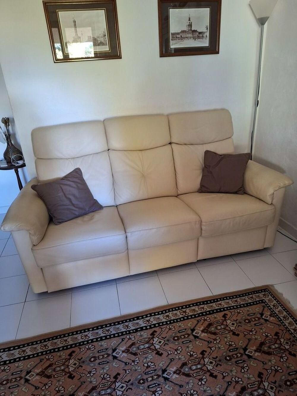 Canap&eacute; relax manuel 3 places cuir beige Meubles