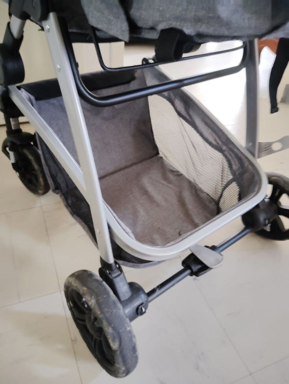 Poussette babyconfort neuve avec cosy Pu�riculture