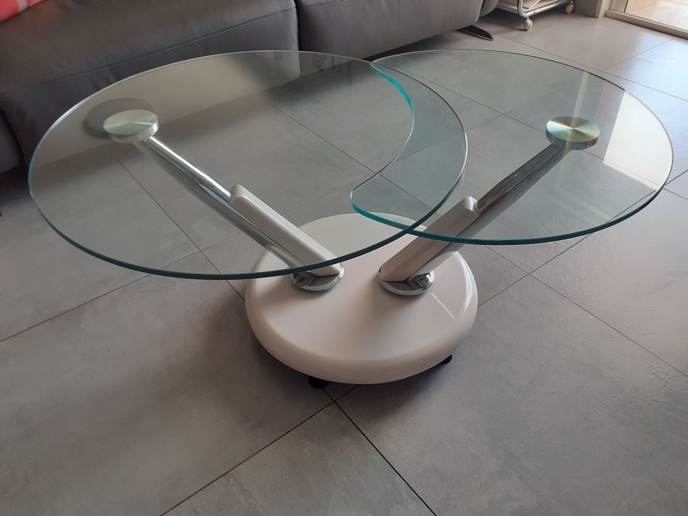 Table de salon contemporaine 
Meubles