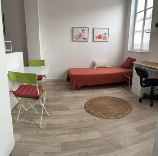 Appartement à louer 1 pièce 18 m²