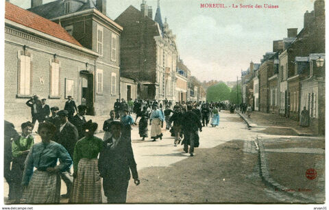 Cpa du 80 - MOREUIL --La  Sortie des ' usines !... 16 Lucheux (80)