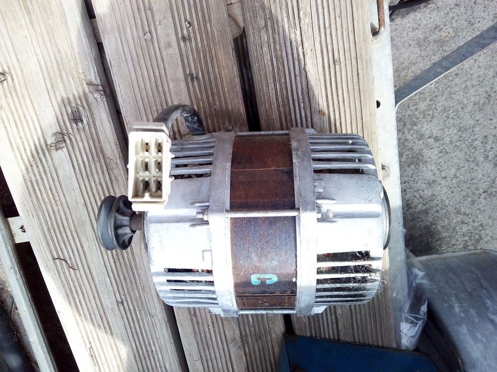 Moteur pour machine &agrave; laver asynchrone ? 2 vitesses
Bricolage