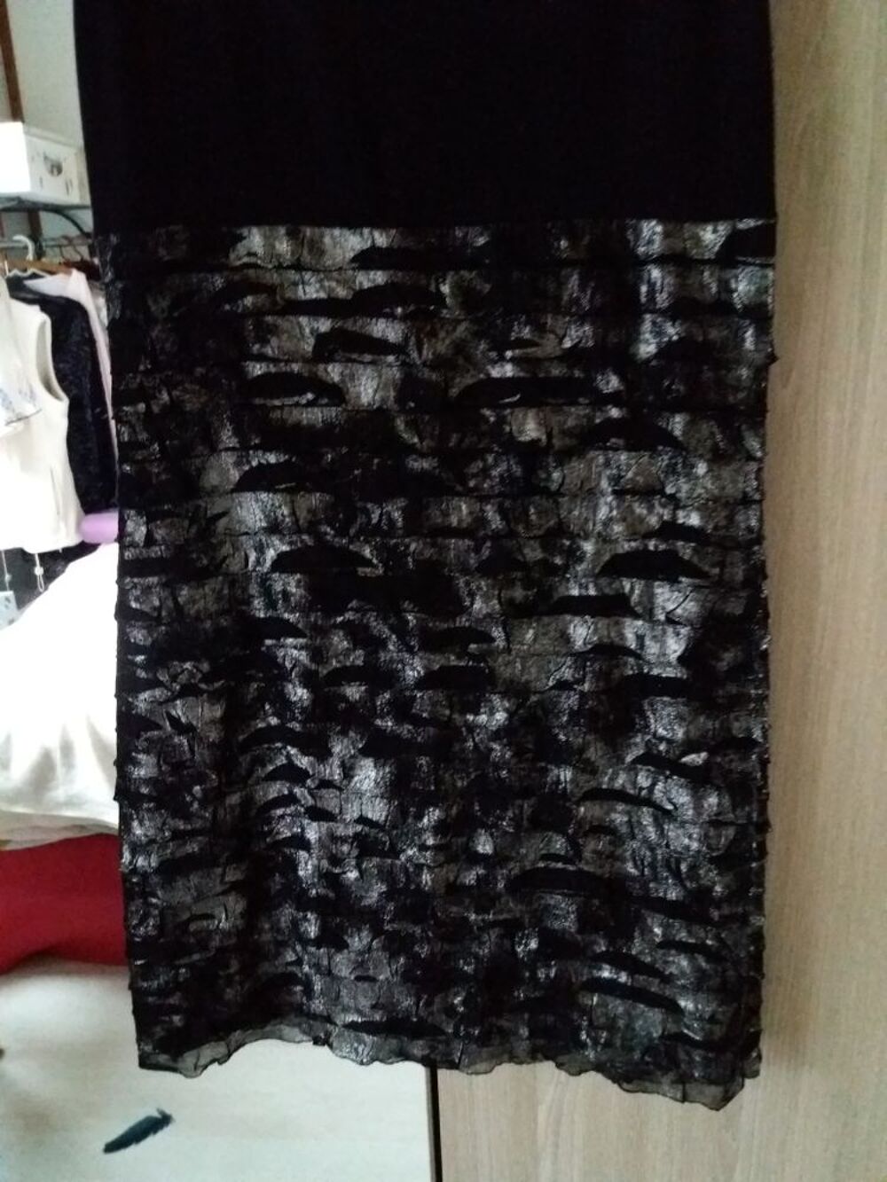 Robe noir pailletee marque In extenso taille 42/44 Vêtements