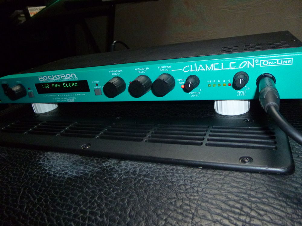 ROCKTRON One Line CHAMELEON Instruments de musique