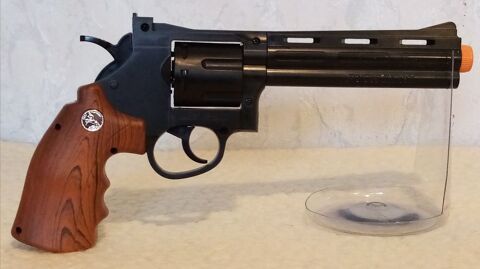 Jouet fonctionnel pour cosplay militare, th�atre, etc... 90 Rennes (35)