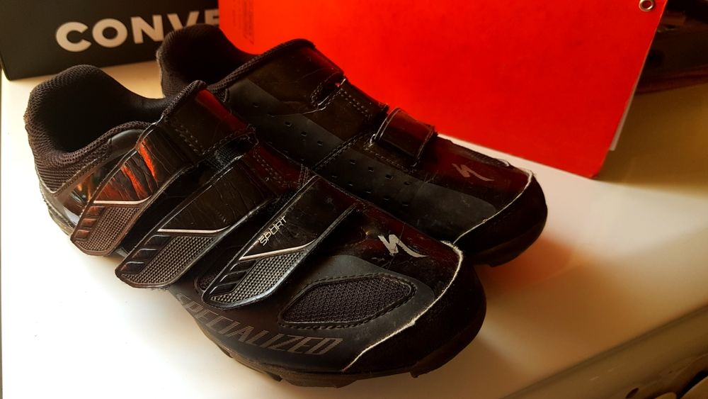 chaussures v&eacute;lo SPECIALIZED Vélos