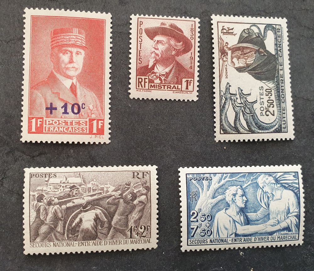 Timbres France 494 &agrave; 498 neufs 