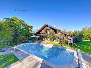  Maison  vendre 8 pices 239 m