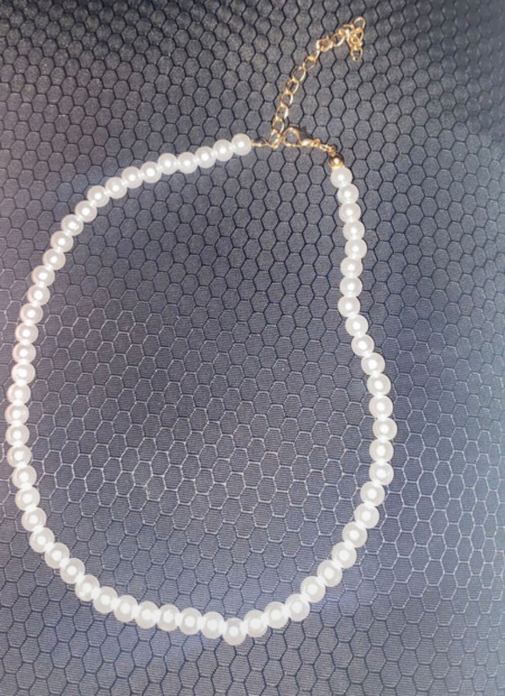 Collier perl&eacute; blanc ras du cou neuf Bijoux et montres