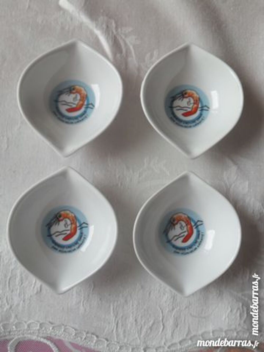 Petites coupelles en porcelaine 7cm de c&ocirc;t&eacute; NEUVES Cuisine