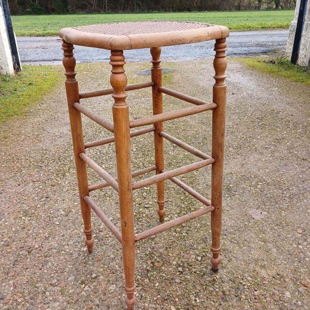 tabouret haut ancien 