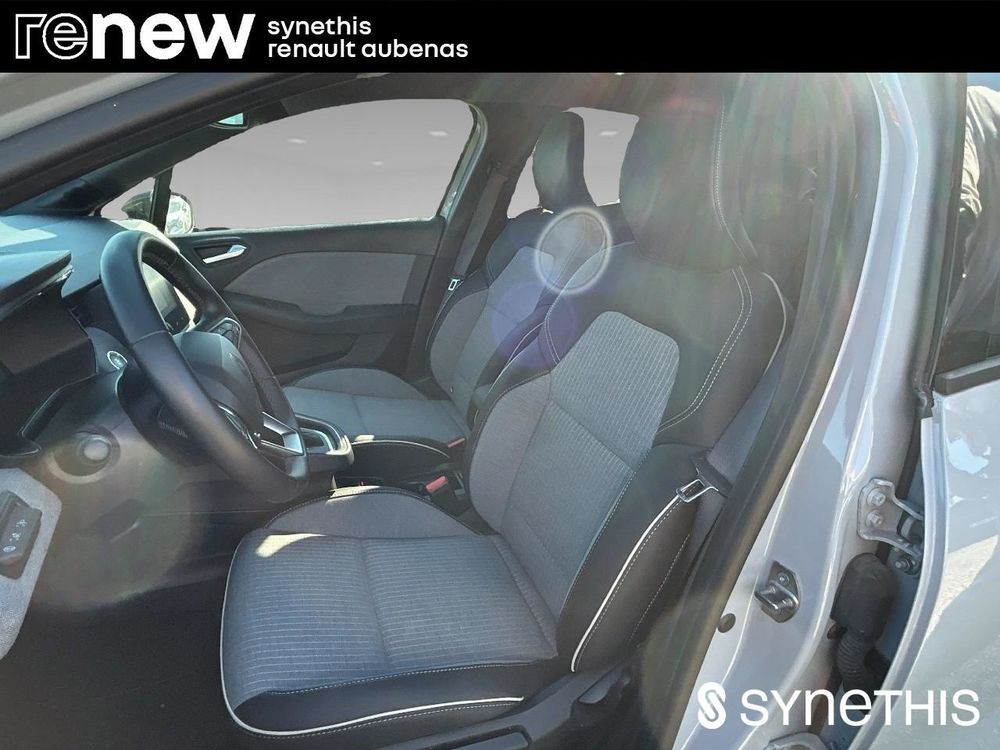 Clio V Clio E-Tech full hybrid 145 ch GSR2 Techno 2024 occasion 07200 Aubenas