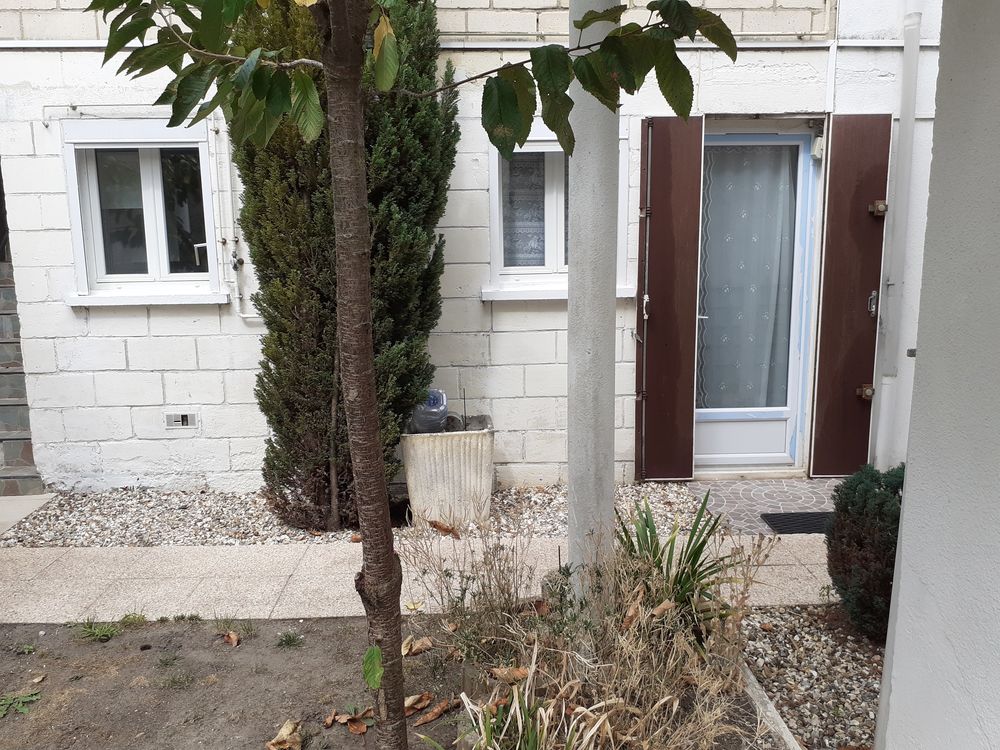 Location Appartement Studio meublé Chantilly