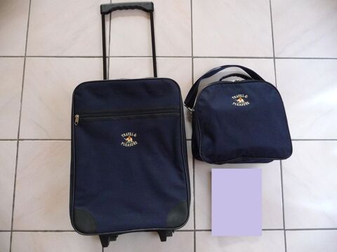 Ensemble 2 bagages Cabine bleu marine - NEUFS 50 Celles-sur-Belle (79)