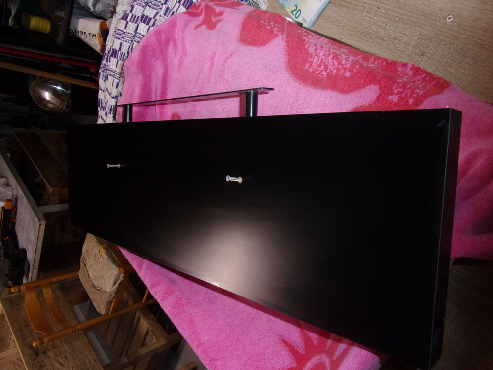 &Eacute;tag&egrave;re murale IKEA noire Meubles