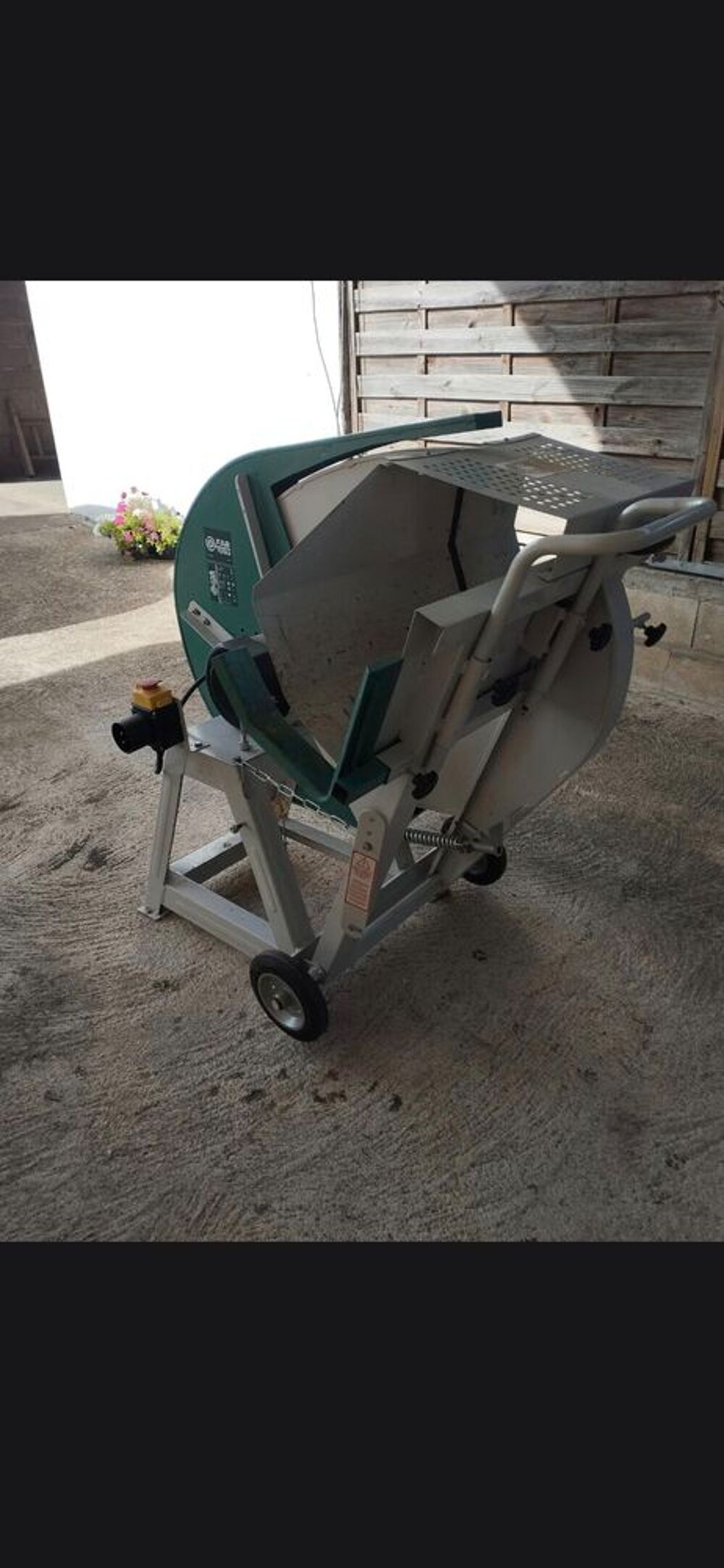 scie a bois electrique Bricolage