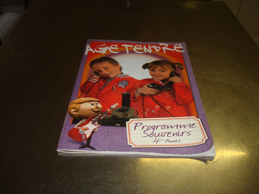 "AGE TENDRE" Programme souvenirs 4 eme ann&eacute;e
