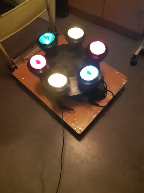 Lampe Tricolore ... 29 Paris 20 (75)