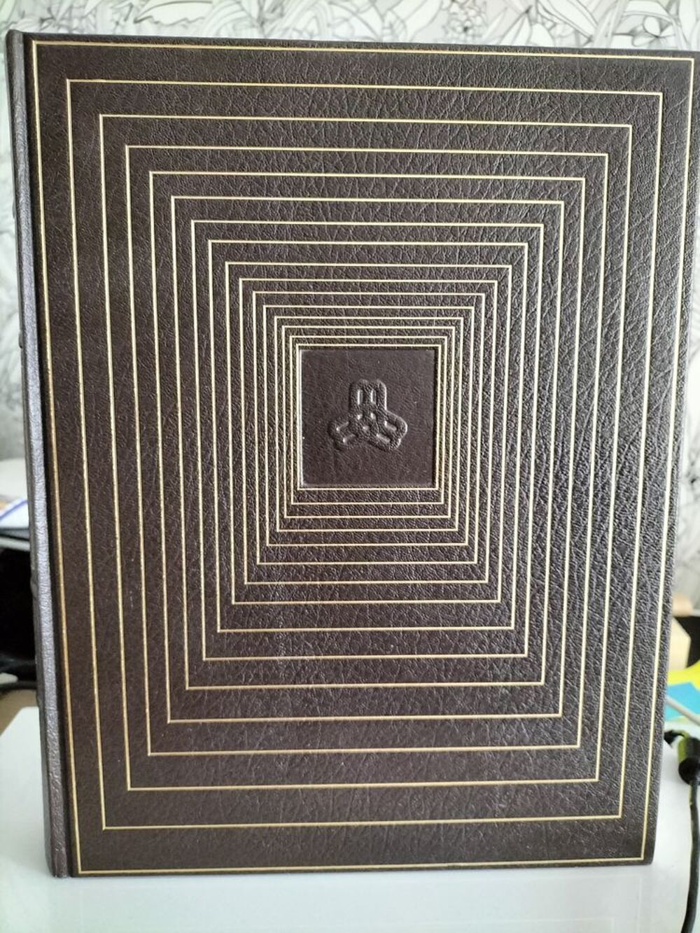 lot de 10 volumes encyclopedie universelles Bordas +3 logos
