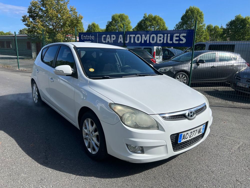 i30 1.6 CRDi 115 Pack Confort II 2009 occasion 24750 Tr&eacute;lissac