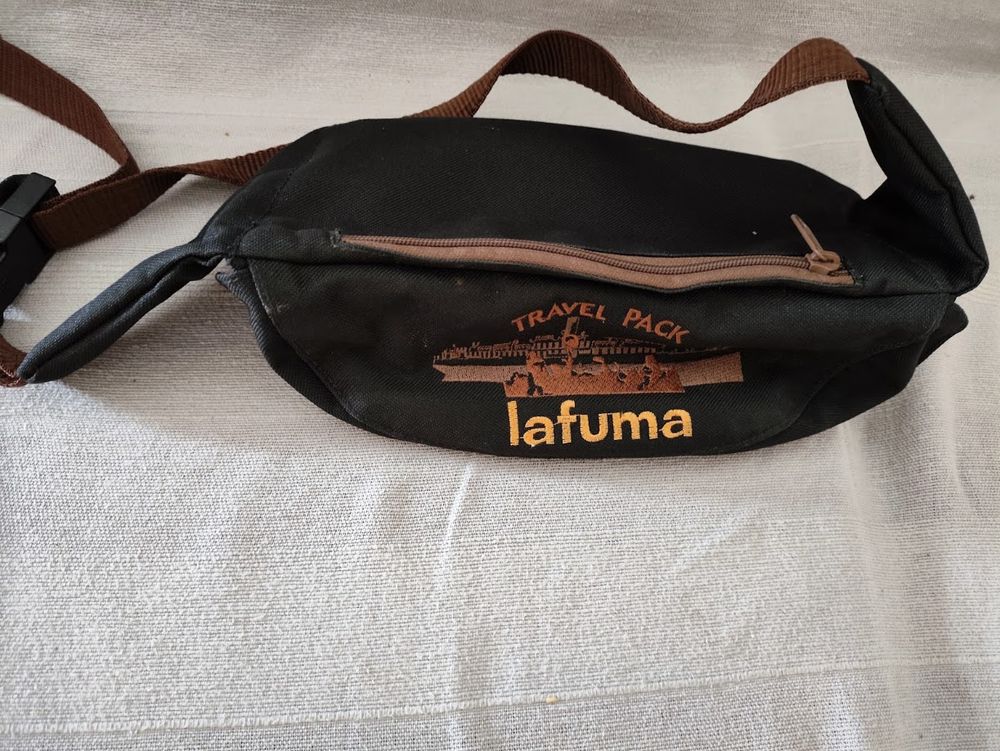 BANANE DE LA MARQUE LAFUMA Maroquinerie