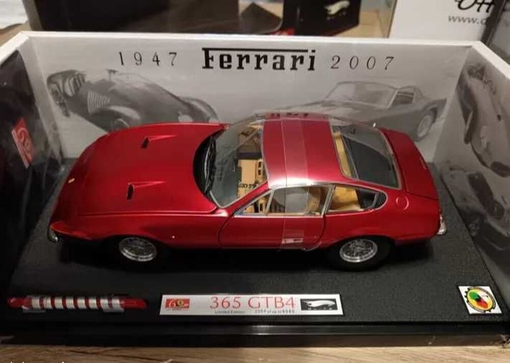 Ferrari 365 GTB4 1 /18 60 ANS 