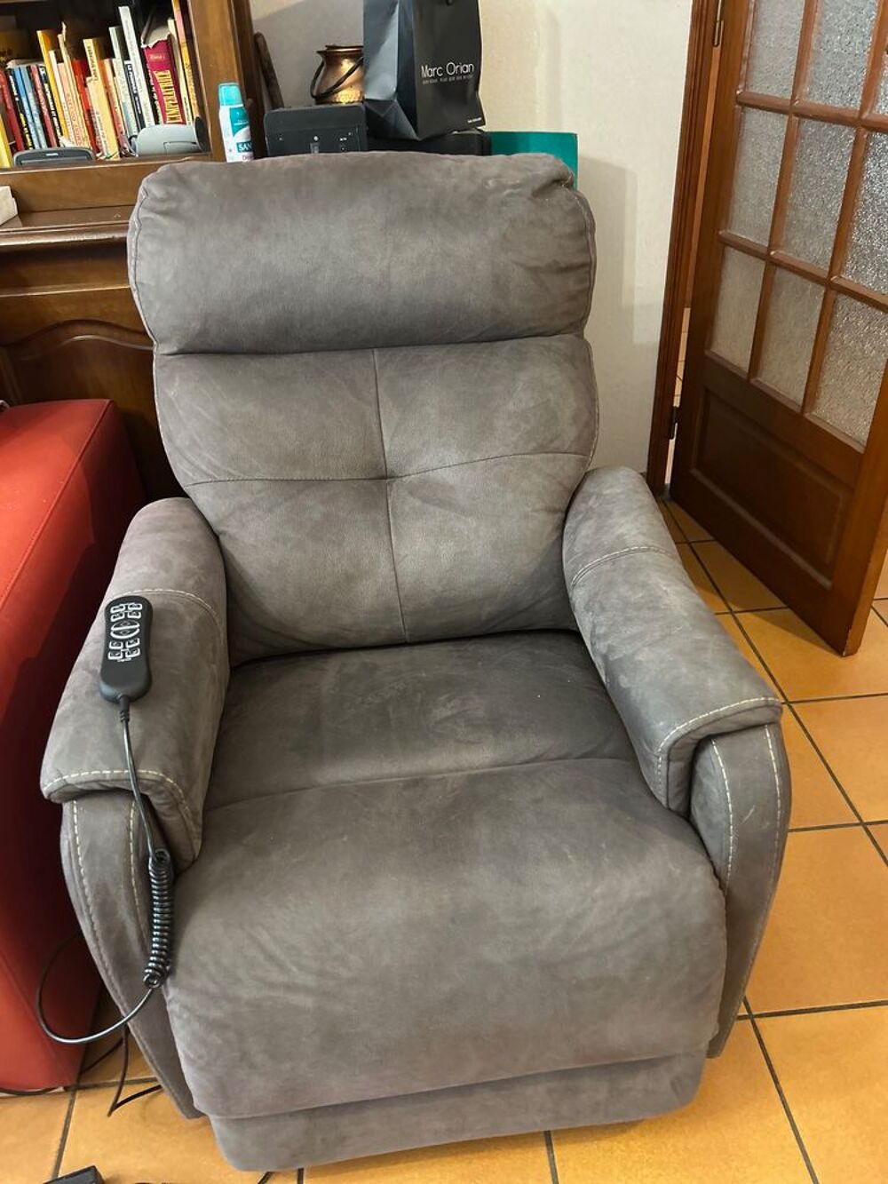 Fauteuil releveur 4 moteurs Meubles